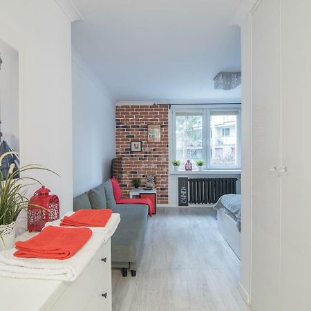 The White Apartment Варшава Экстерьер фото